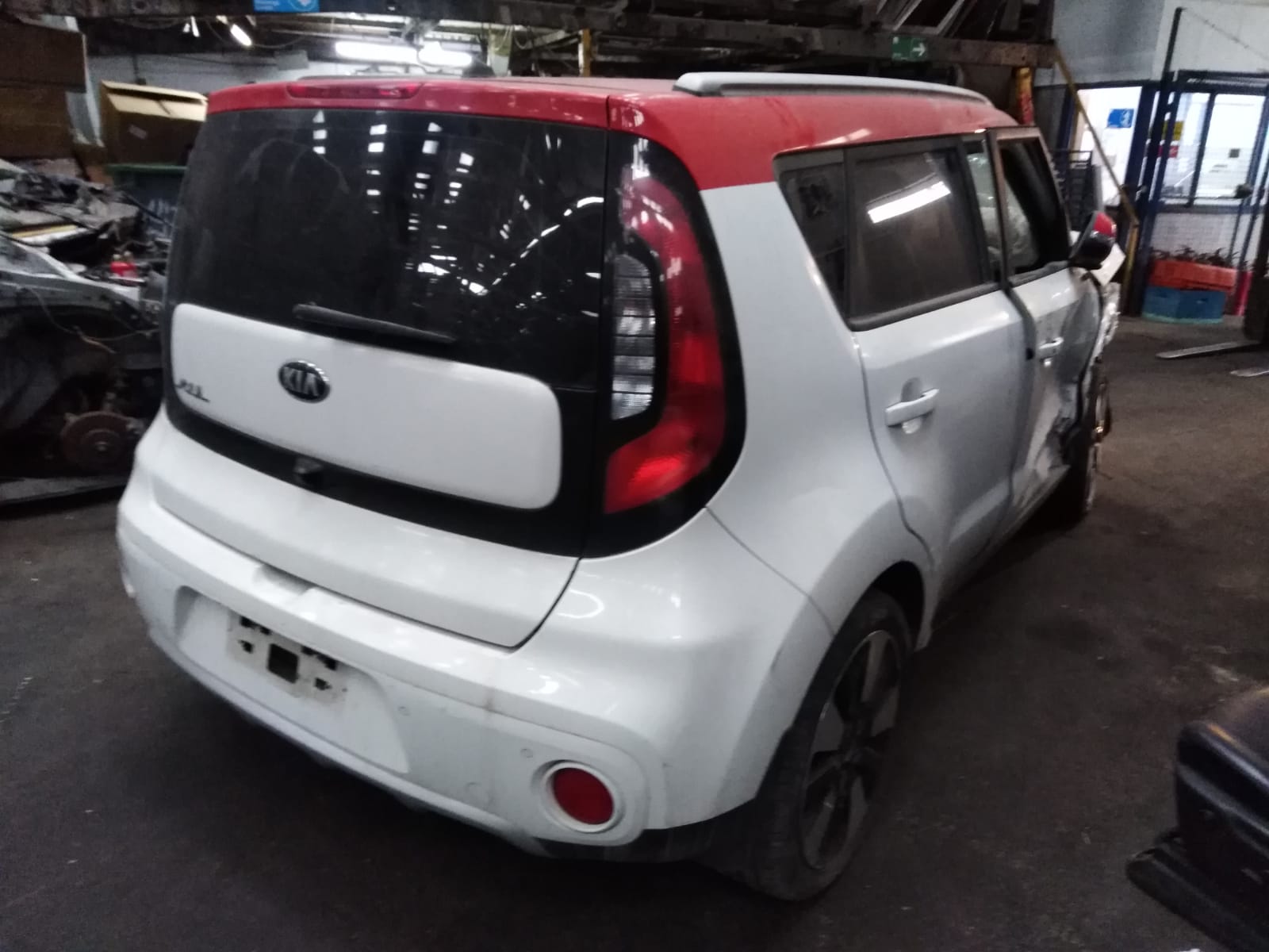 Kia SOUL 2010 - 1 REPUESTO USADO/USADA EN DESARME